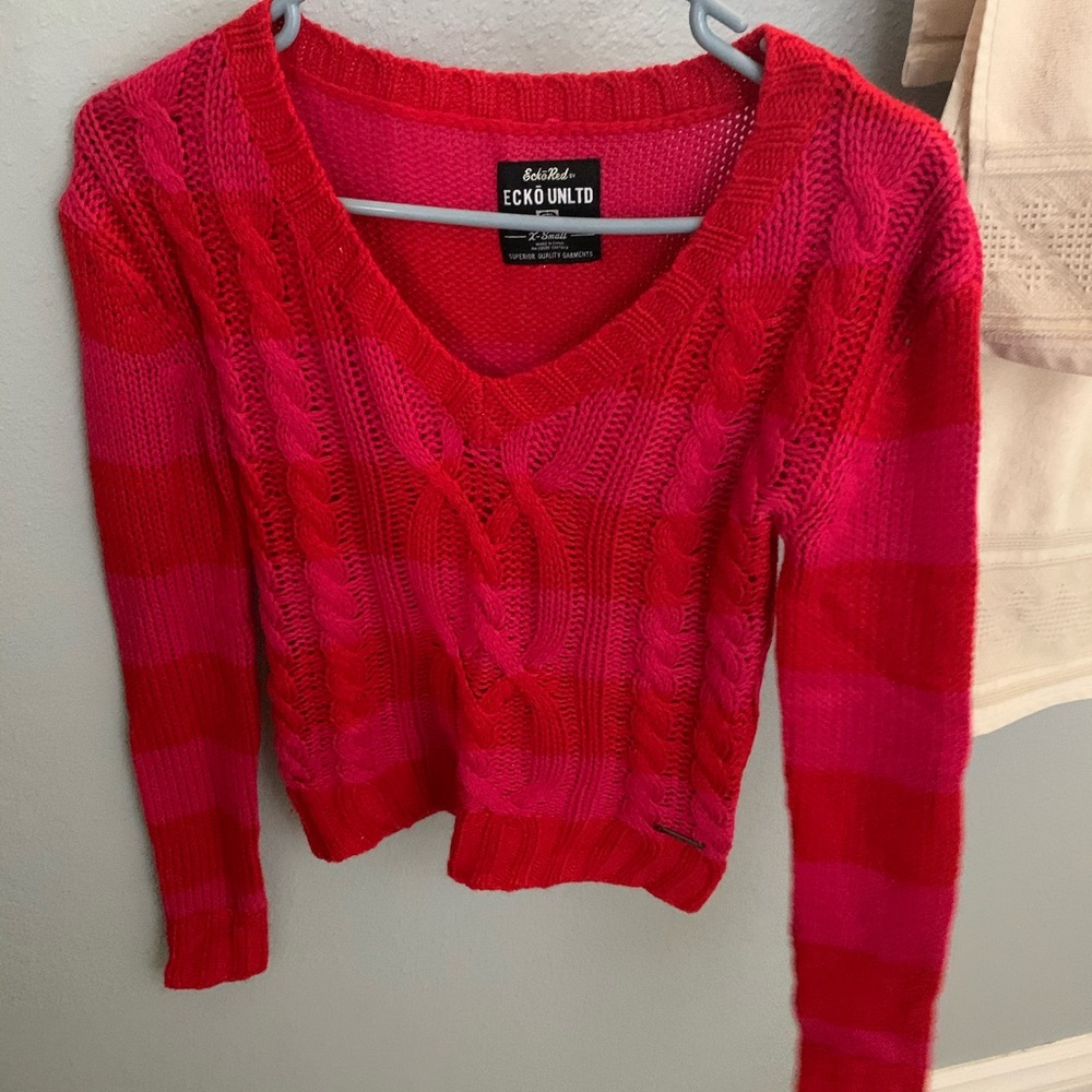 THIN SWEATER, NEVER WORN